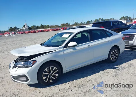 2023 Volkswagen Jetta 1.5T S z USA, uszkodzony, nr VIN 3VW5M7BU9PM017158